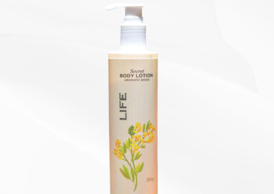 LIFE Secret Body Lotion Aromatic Wood